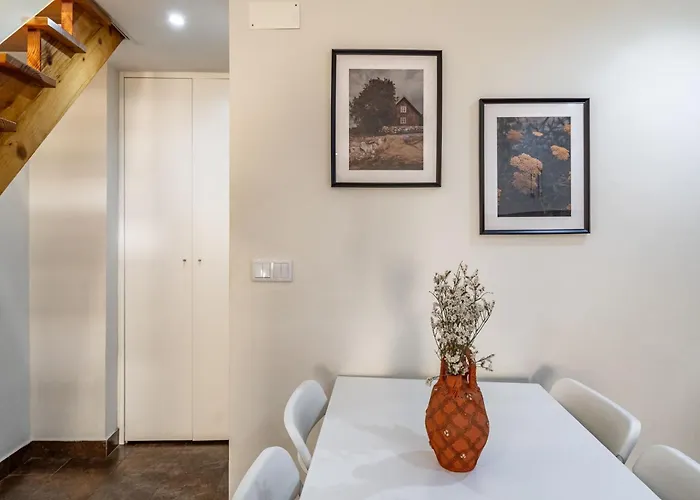 Cozy Ground Floor With Ac And Loft Bedroom By Lisbeyond * Lisboa