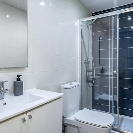 Apartamento Cozy Ground Floor With Ac And Loft Bedroom By Lisbeyond *