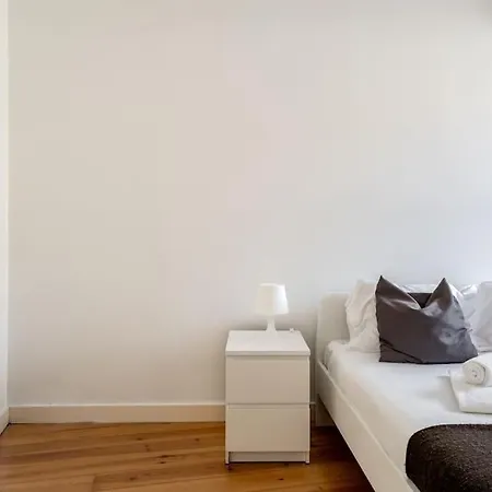 Apartment Cozy Ground Floor With Ac And Loft Bedroom